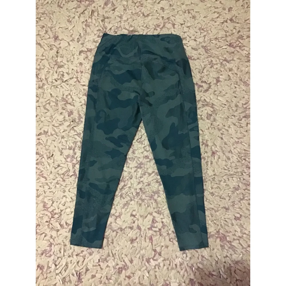 Women's The North Face Teal Camo Leggings XL Like NEW - Picture 11 of 12